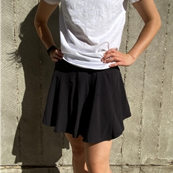 Black lululemon Gryphon Court Rival HR 4" Tall Skirt